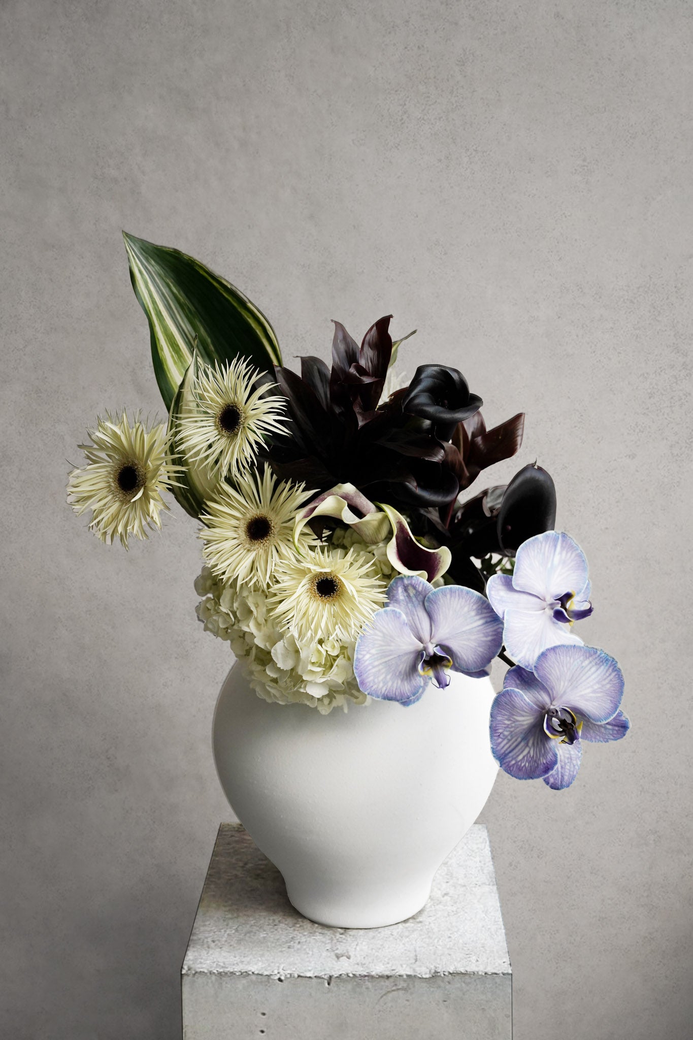 Violette Luxury Purple Bouquet | Pacific Place Florist | Libertine